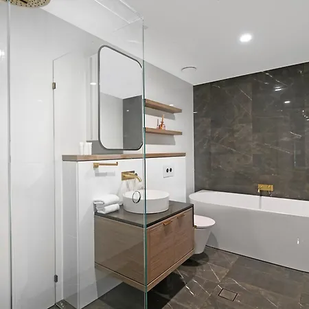 Serain Residences On 88 Esplanade Surfers Paradise Gold Coast Exterior photo
